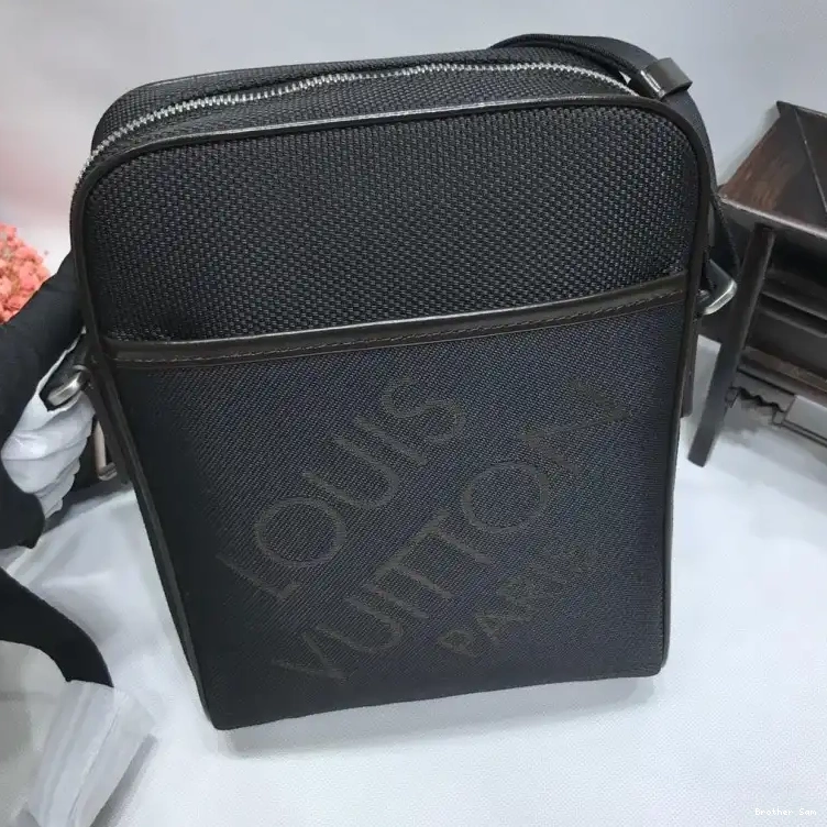 Brother Sam Yupoo 19B5790022 LV Bags 0629